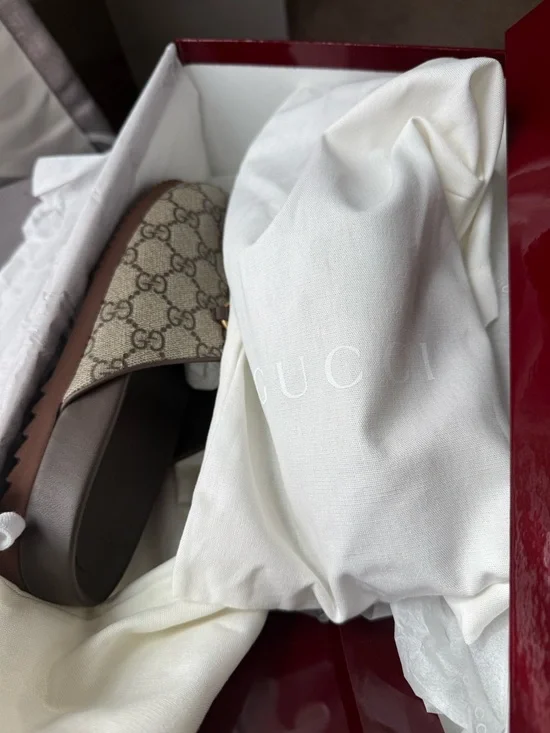 Gucci Beige and Ebony GG Supreme Horsebit Mules - Picture 4 of 4